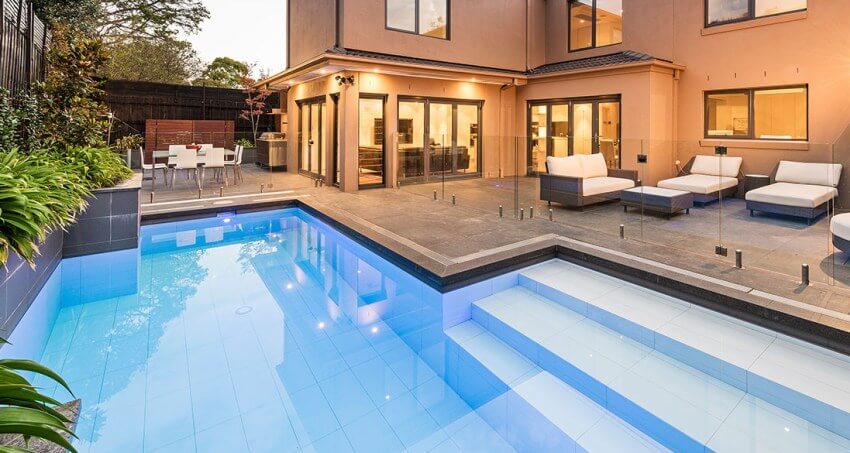 Building luxury residential swimming pools in Melbourne